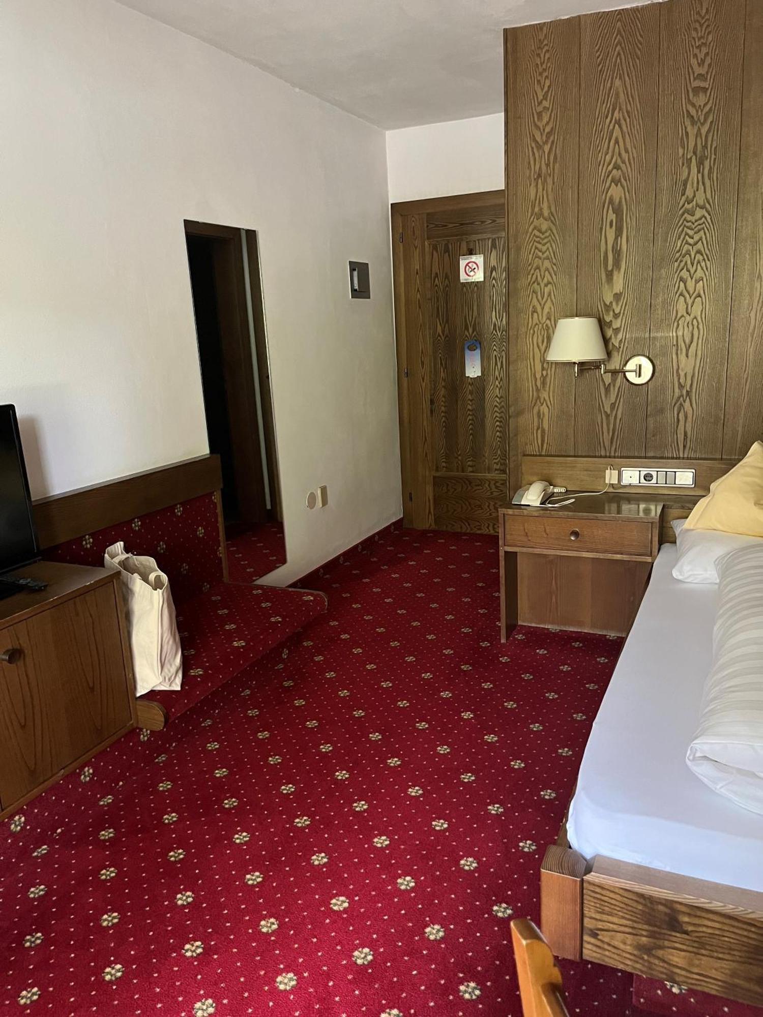 Hotel Am Wolfgrubenersee Oberbozen Buitenkant foto