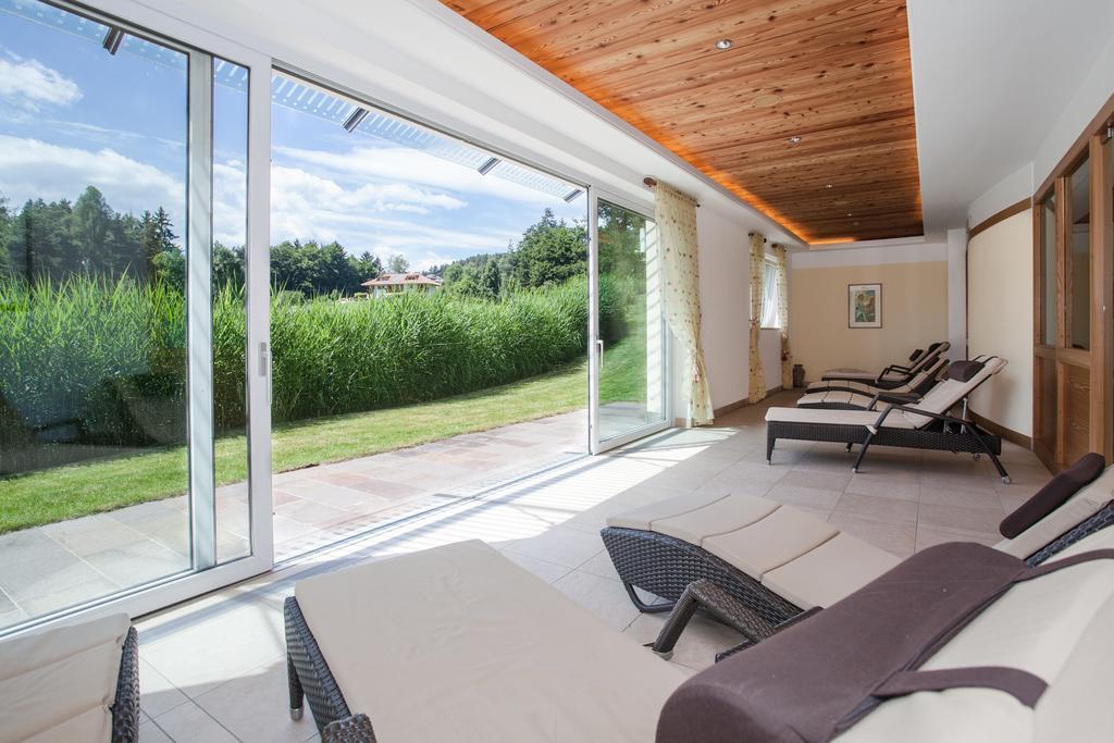 Hotel Am Wolfgrubenersee Oberbozen Buitenkant foto