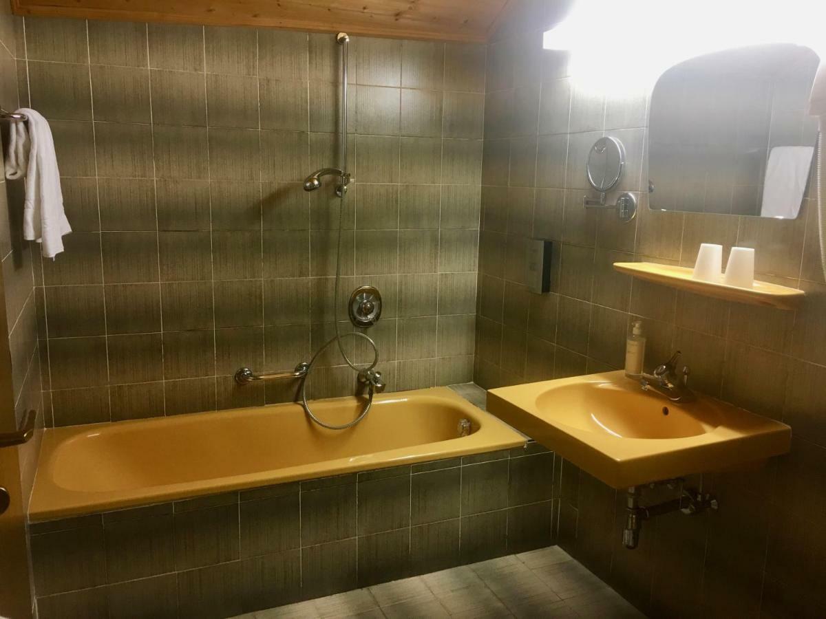 Hotel Am Wolfgrubenersee Oberbozen Buitenkant foto