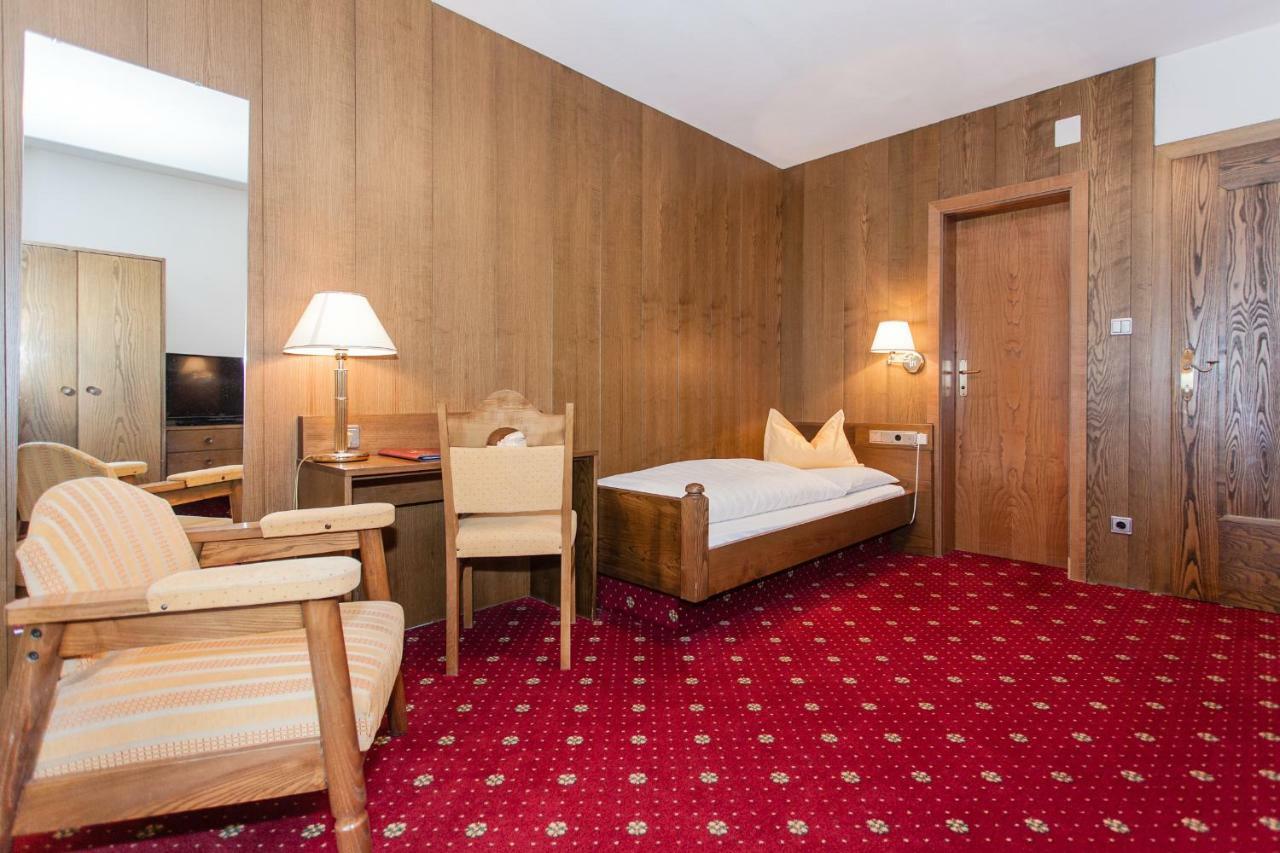 Hotel Am Wolfgrubenersee Oberbozen Buitenkant foto
